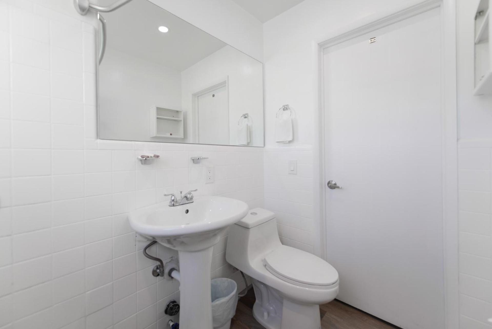 Spacious Studio With Balcony And Parking At The Beach -M46 Hollywood Eksteriør billede